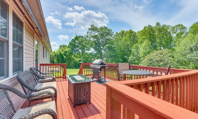 Chatham House | Peaceful Chatham Home w/Grill & Deck