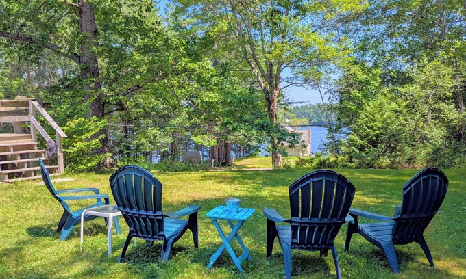 Bremen Ski Chalet | Peaceful & Cozy, A Maine Retreat
