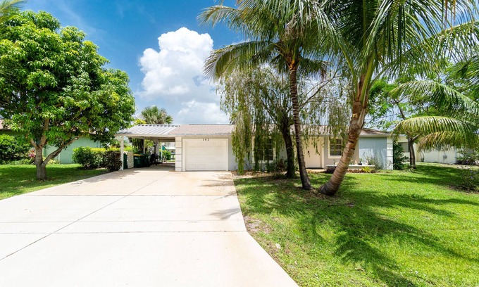 Port Charlotte House | Peaceful, Cozy, Canal-Front Home
