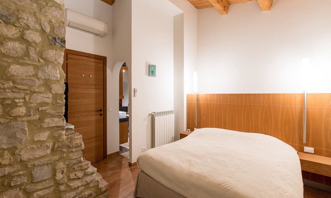 Ripabottoni Apartment | Peaceful Hilltop Escape