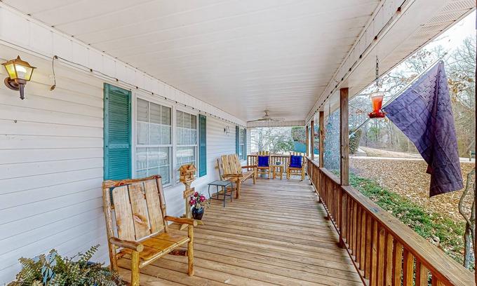 Green Pond House | Peaceful home with custom front porch near University of Alabama, dog-friendly