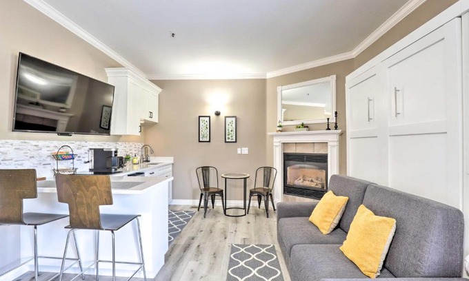 Midway Apartment | Peaceful Midway Studio with Mountain and Golf Views!