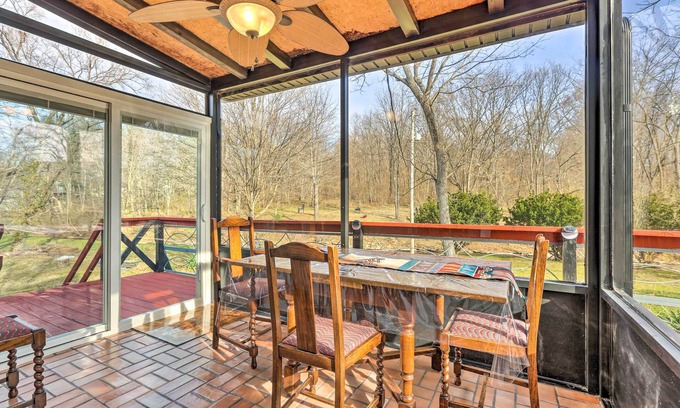 Mount Sterling Cottage | Peaceful Mt Sterling Cabin: Deck & Fire Pit!