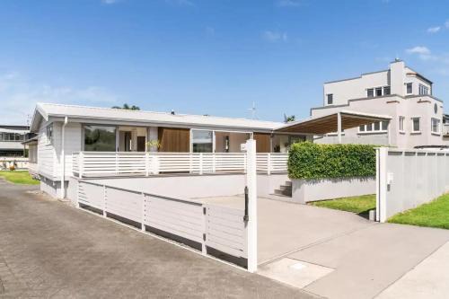 Mount Maunganui House | Peaceful Oasis near the Beach and Mount Mainstreet Shopping Centre