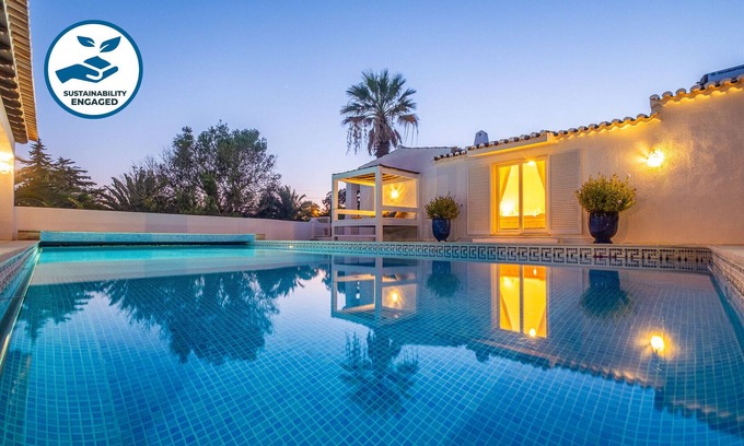 Alcalar Villa | Peaceful retreat w/heatable pool, Portimão