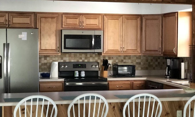 Weeki Wachee Gardens House | Peaceful Riverfront Gem w/Direct Gulf Access