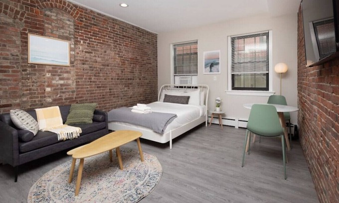 Prudential - St. Botolph Apartment | Peaceful South End Studio!