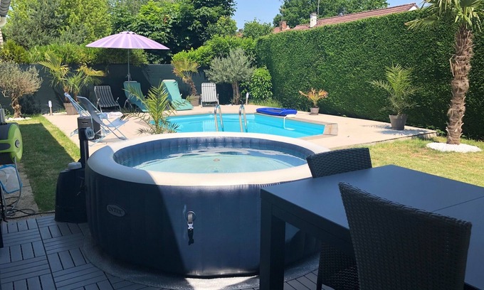 Seine-et-Marne House | Peaceful stay 20min from Paris and Versailles