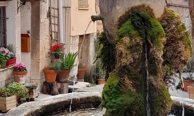 Bargemon Apartment | Peaceful Studio with garden close to the village