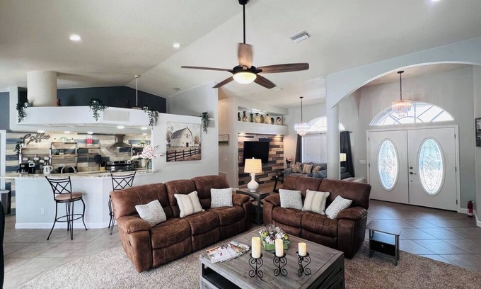Laurel House | Peachland getaway with pool and tiki bar.