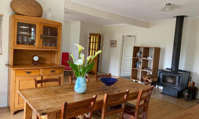 Dunkeld House | Peaks Trail Rest Dunkeld