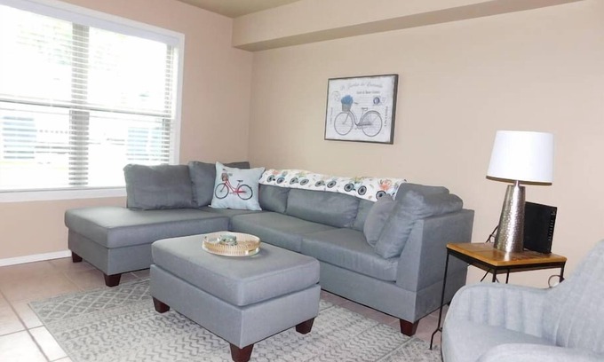 Downtown House | Pedal Inn 5 - Convenient Economy Unit for Pets