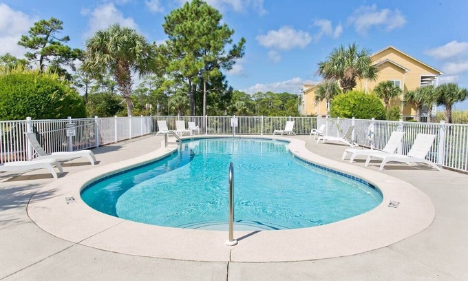 Ono Island House | Pelican's Perch: Kayaks, Views & More!