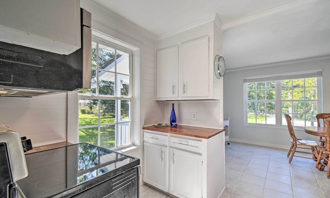 Oak House | 'Pelican Splash' Retreat on Bon Secour River!