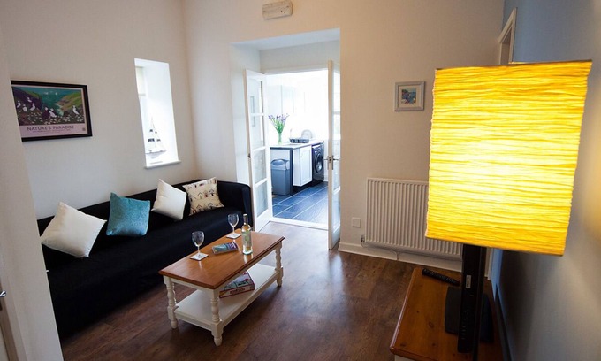 Goodwick Apartment | Pembrokeshire Apartment - At the Heart of Northern Pembrokeshire