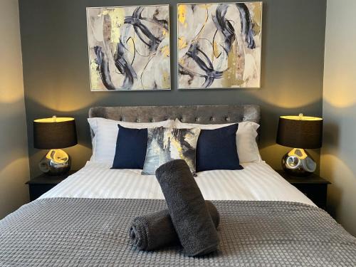 Colwyn Bay Apartment | Pendle House - Apt 4 - 3 min walk to beach & Shops!