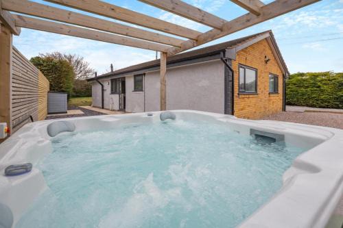 Rhyl House | Pendre Seaside Lodge