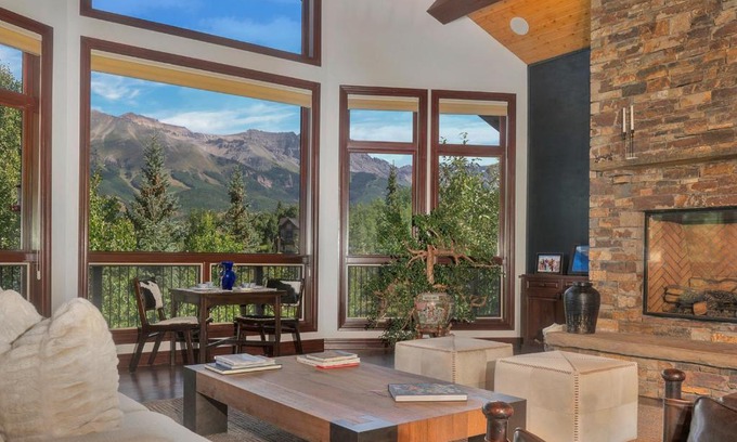 Mountain Village Villa | Pennington Manor