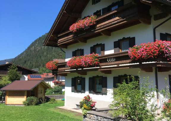 Mayrhofen Apartment | Pension Eberharter