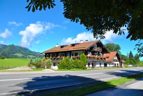 Grashof House | Pension Rauschberghof
