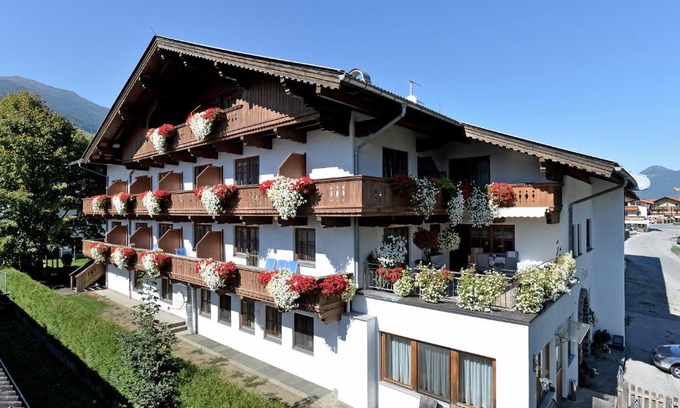 Uderns House | Pension Traube