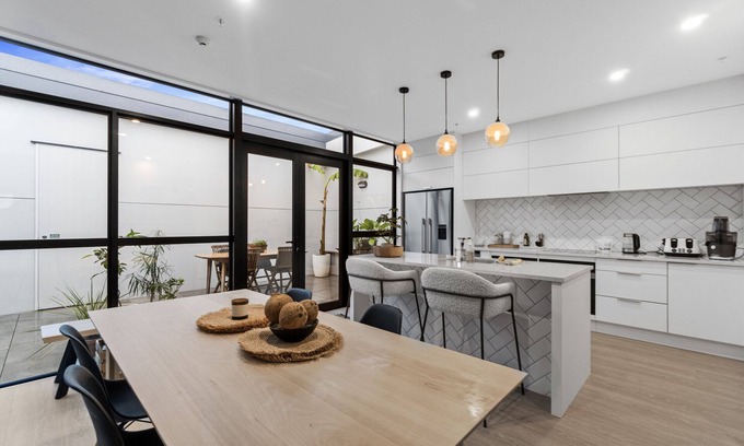 Cambridge House | Penthouse Prestige - Cambridge Holiday Apartment
