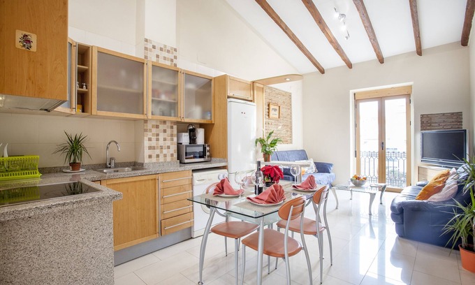 Ruzafa Apartment | Penthouse Ruzafa Centro Valecia Terrace+WIFI+ Pets Allowed