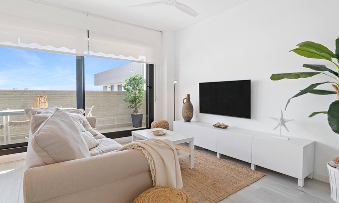 Roques Daurades Apartment | Penthouse sea front views and pool 100m beach