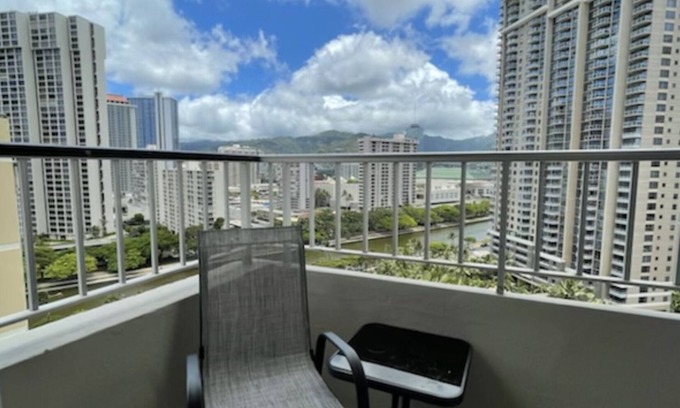 Waikiki Condo | Penthouse Studio in Waikiki - 25% Off Monthly Stays!