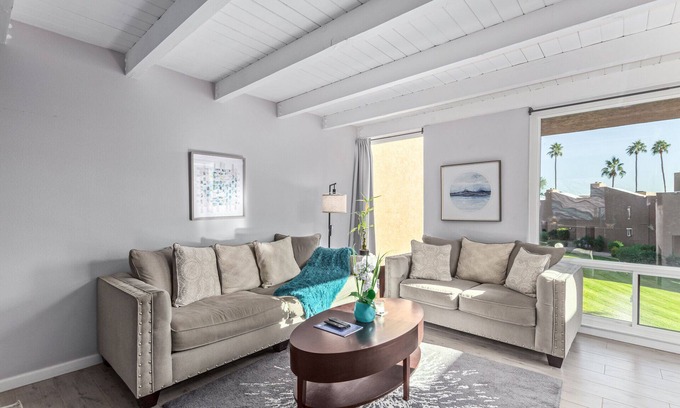 Cheney Place Villa | Penthouse Villa in Central Scottsdale
