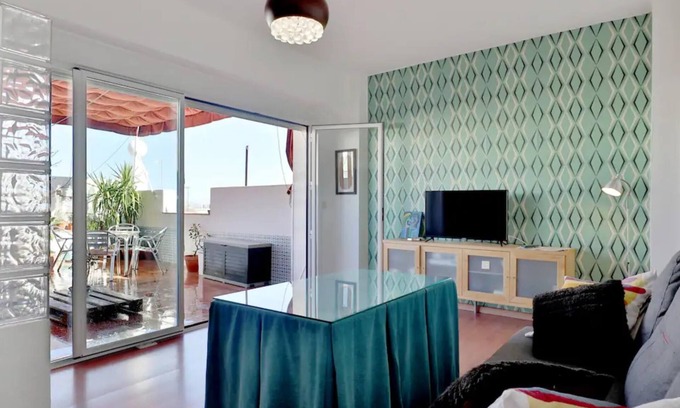 Centro Comercial Apartment | Penthouse with terrace in the heart of the city