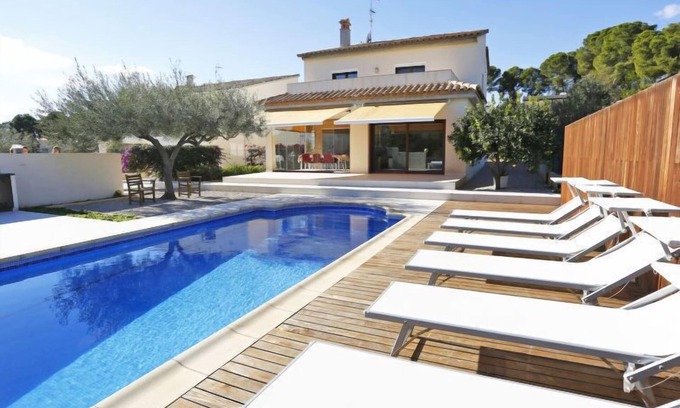 L'Ampolla House | Perales by Interhome