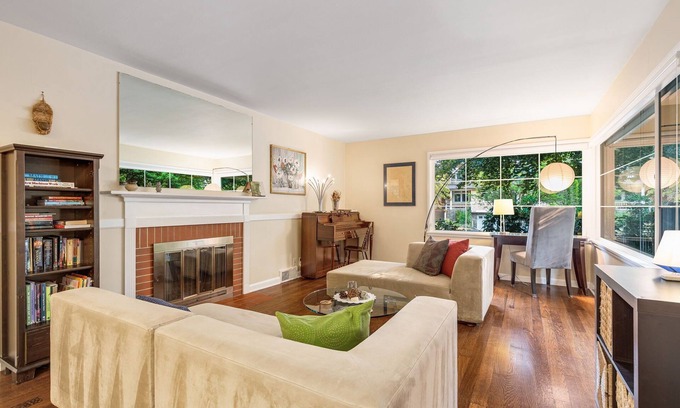 Wedgwood House | Perch - Wedgwood Haven: Spacious | Office | Family-Friendly