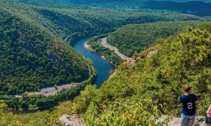 Shawnee On Delaware Resort | Perfect 2 BR Suite in Shawnee Resort + Amenities