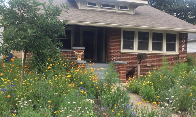 Broad Ripple House | Perfect basement apartment in heart of Broad Ripple Park. Off street parking.