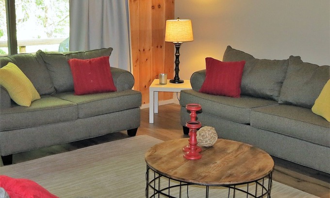 West Dover House | Perfect - Cozy Townhouse in Mount Snow- Vt