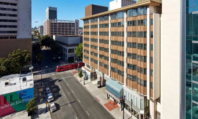 Civic Core House | Perfect Escape! 3 Lovely Units, Fitness Center