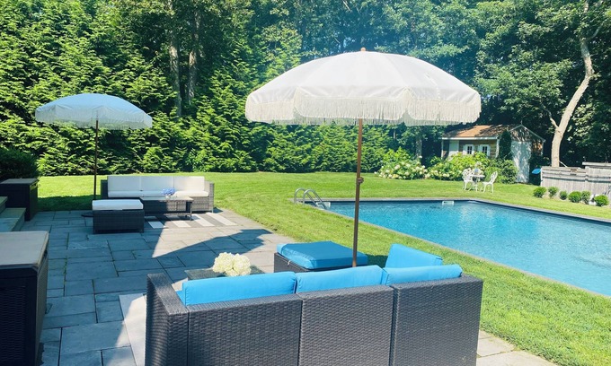 Northwest Harbor House | Perfect Family Retreat-Walk 2 Water, Heated SW Pool, Sauna, Gym- New Kitchen!