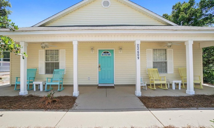 Inlet Beach Heights House | Perfect for Families! Short Walk to Beach! Attraction Tickets Included!