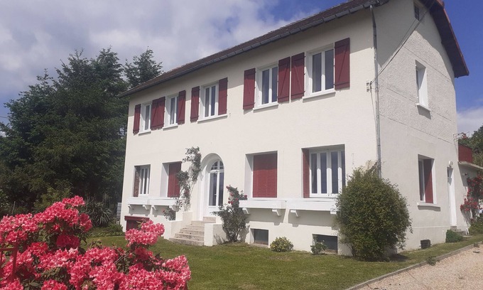 Bussiere-Galant House | Perfect for groups! Charming 8-bed w/Pool & Outdoor Kitchen in village