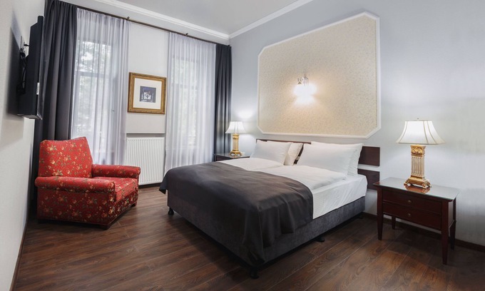 Chugureti Hotel | Perfect location, servise and stay!