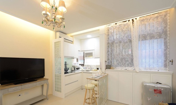 Xinyi House | Perfect location!Taipei City Hall Station MRT 3min/near Taipei 101【XinYi D】