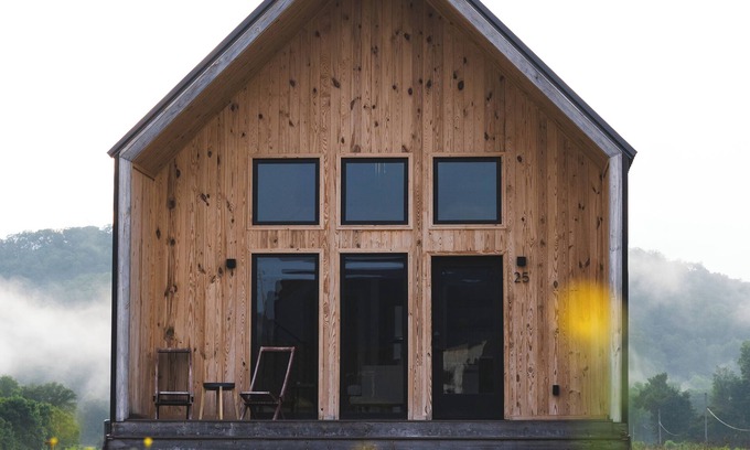 Stanton Cabin | Perfect Perch at Three Suns Cabins