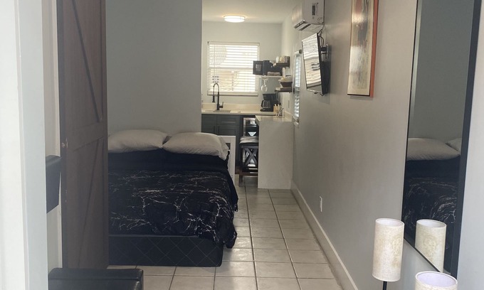 Lauderdale-by-the-Sea Apartment | Perfect Studio by Ocean & Downtown, Private Yard + Parking, Lauderdale-by-Sea!