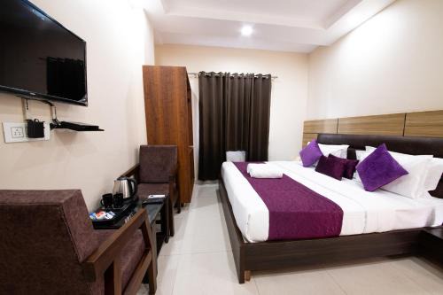 Haridwar Hotel | Perfectstayz Value Dwarkesh - Hotel Near Haridwar Railway station