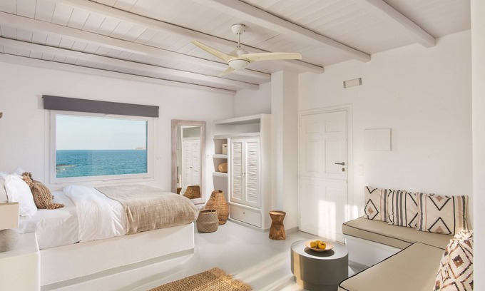 Apollonia House | Perla Suites - Delmar Collection