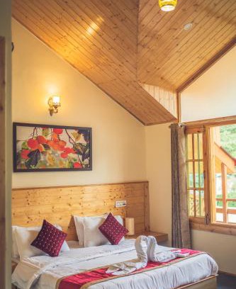 Manali Resort | Persimmon Farmstead