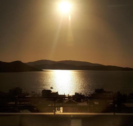 Marmari Apartment | PERSONAL studio suites