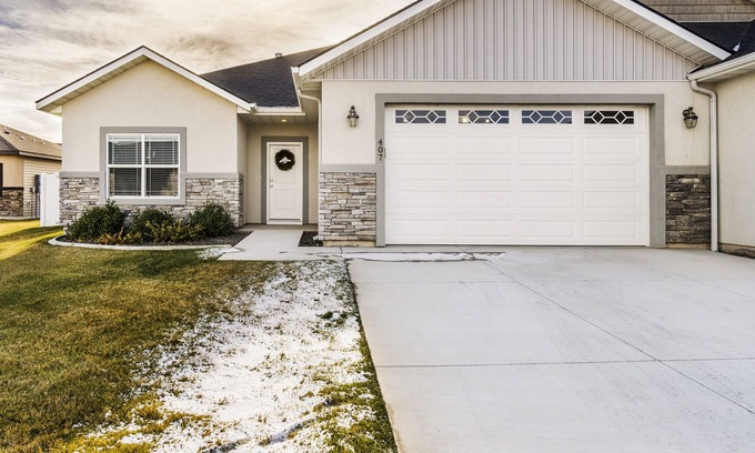 Twin Falls House | ❆Pet-Approved❆ Spacious Get Away from Home