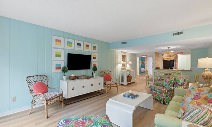 Fernandina Beach Condo | Pet Friendly | Beachwood Condo | Directly Across the Street from the Beach